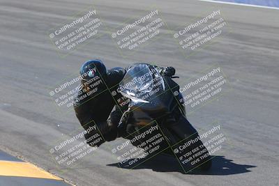 media/Oct-01-2023-SoCal Trackdays (Sun) [[4c570cc352]]/Bowl (1020am)/